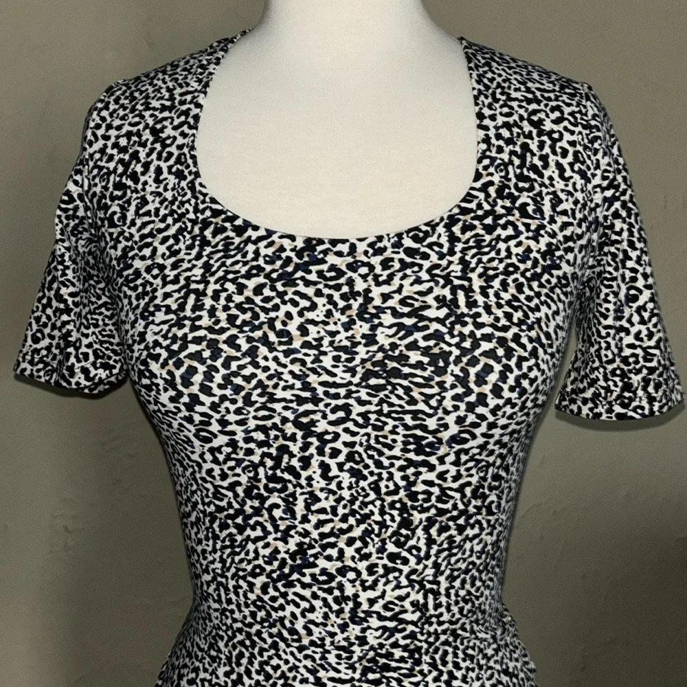 EXPRESS leopard print animal bodycon body snap button suit women’s XXS - Picture 3 of 11